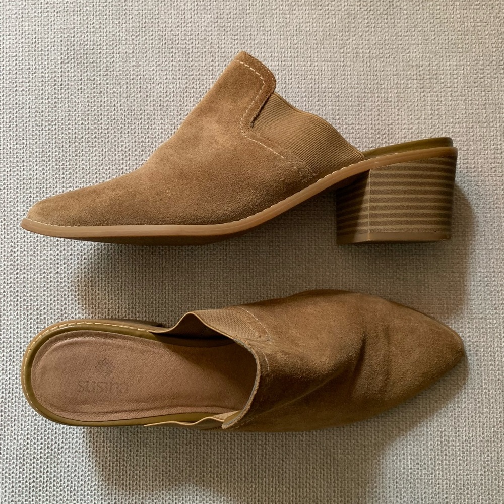 Susina Suede Block Heel Mule - Tan